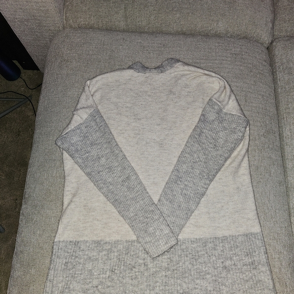 Lane Bryant Men's Light Gray Cardigan Sweater - Picture 3 of 3